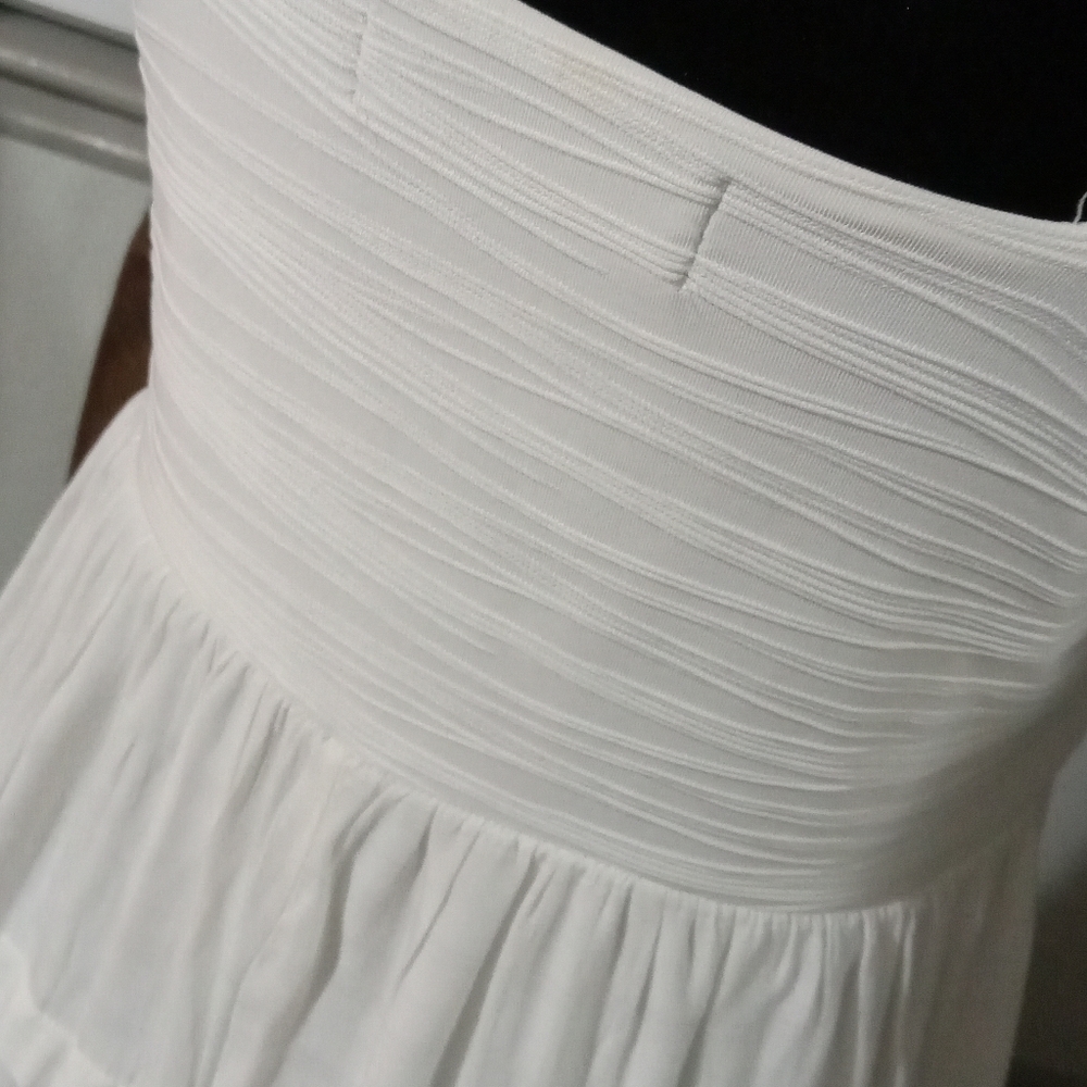 Dress - Picture 3 of 6